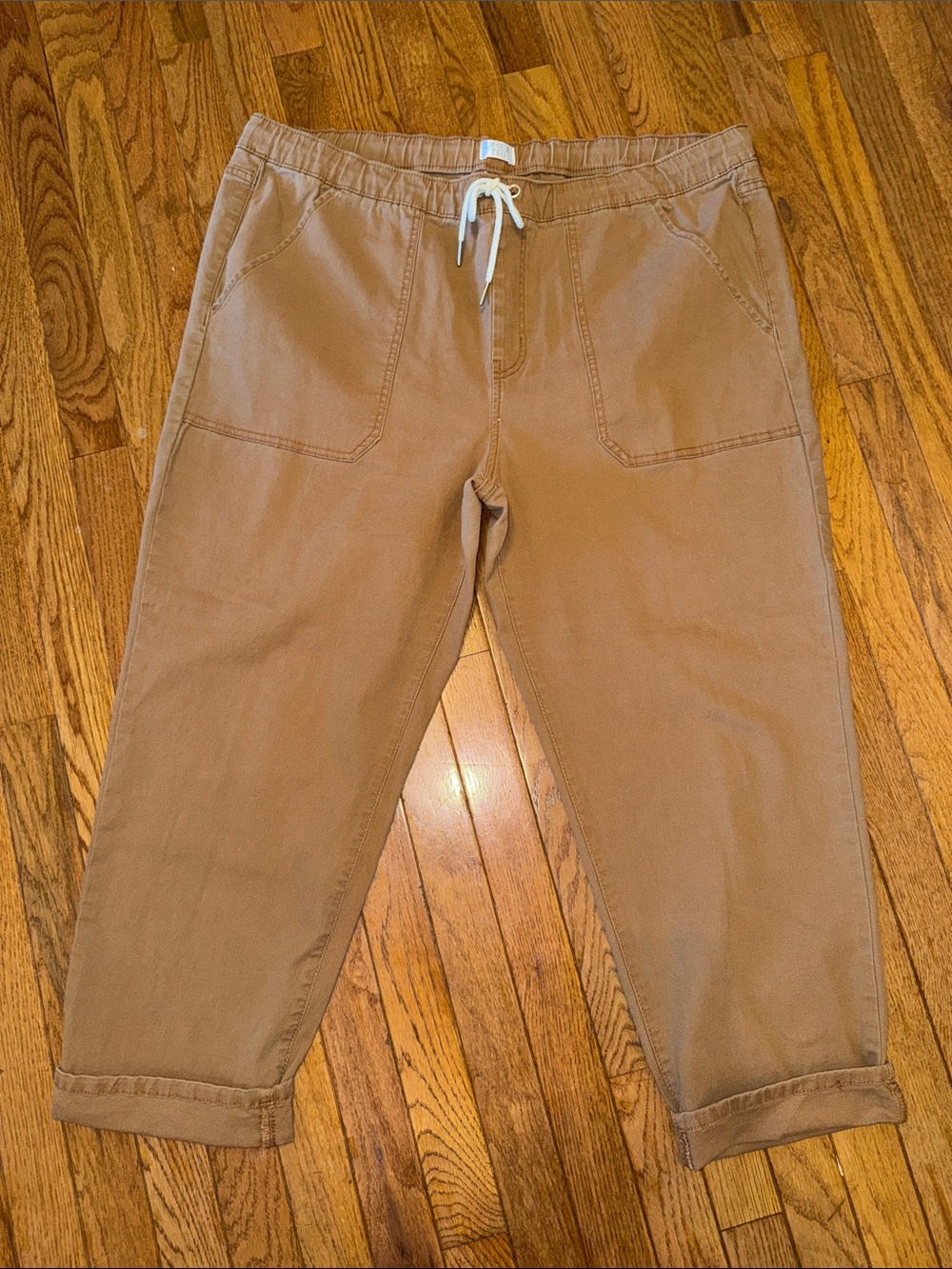 Time and Tru Women's Tan Drawstring Crop Pants